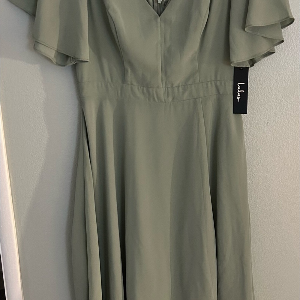 Lulu’s dress - Picture 3 of 3